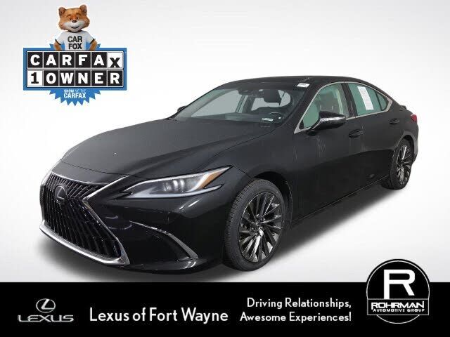 2024 LEXUS ES