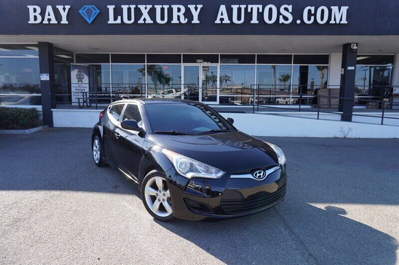 2013 HYUNDAI Veloster