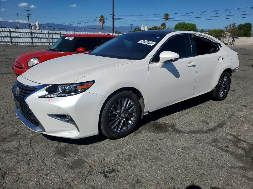 2018 LEXUS ES