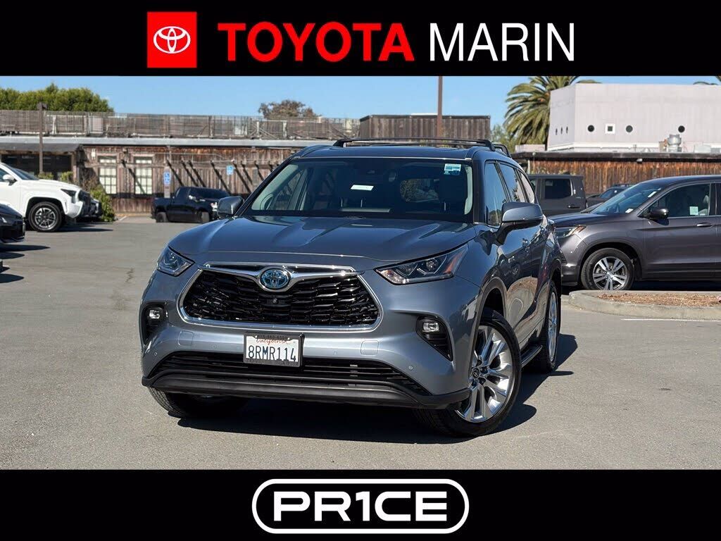 2020 TOYOTA Highlander