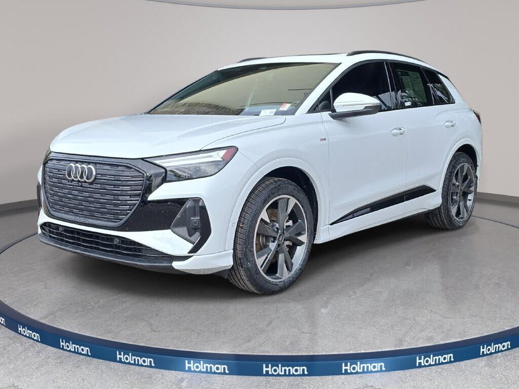 2024 AUDI Q4