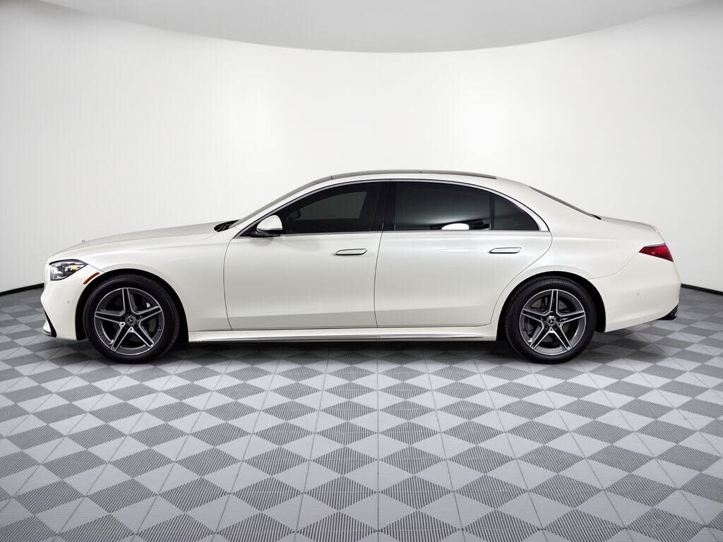 2022 Mercedes-Benz S-Class