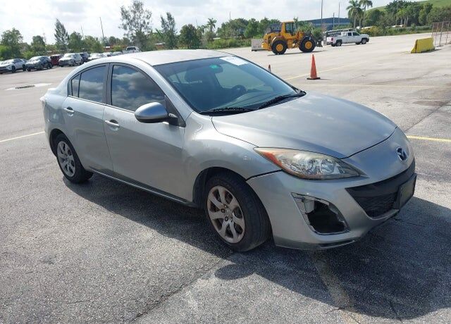 2011 MAZDA Mazda3