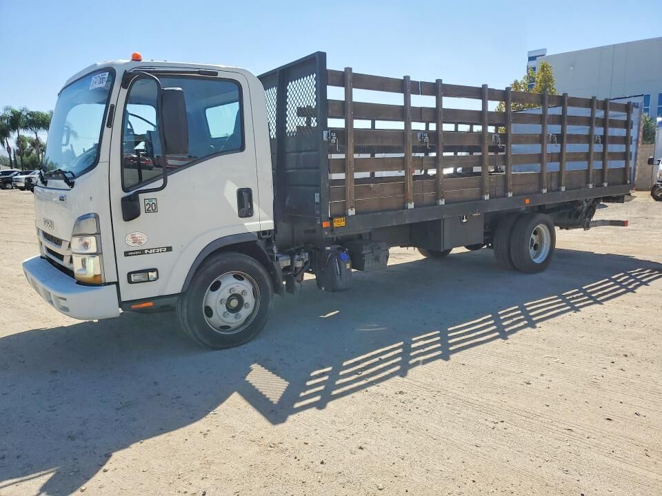 2022 ISUZU NRR