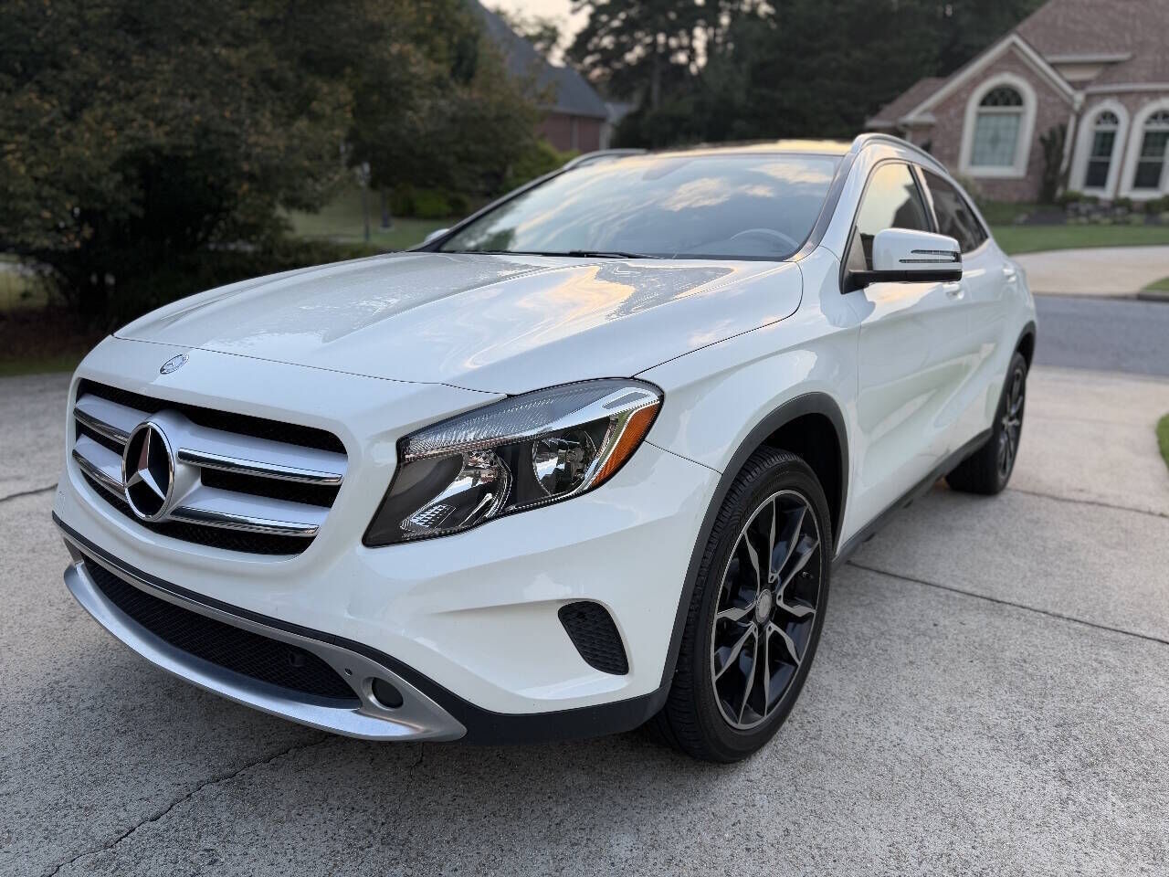 2016 MERCEDES-BENZ GLA-Class