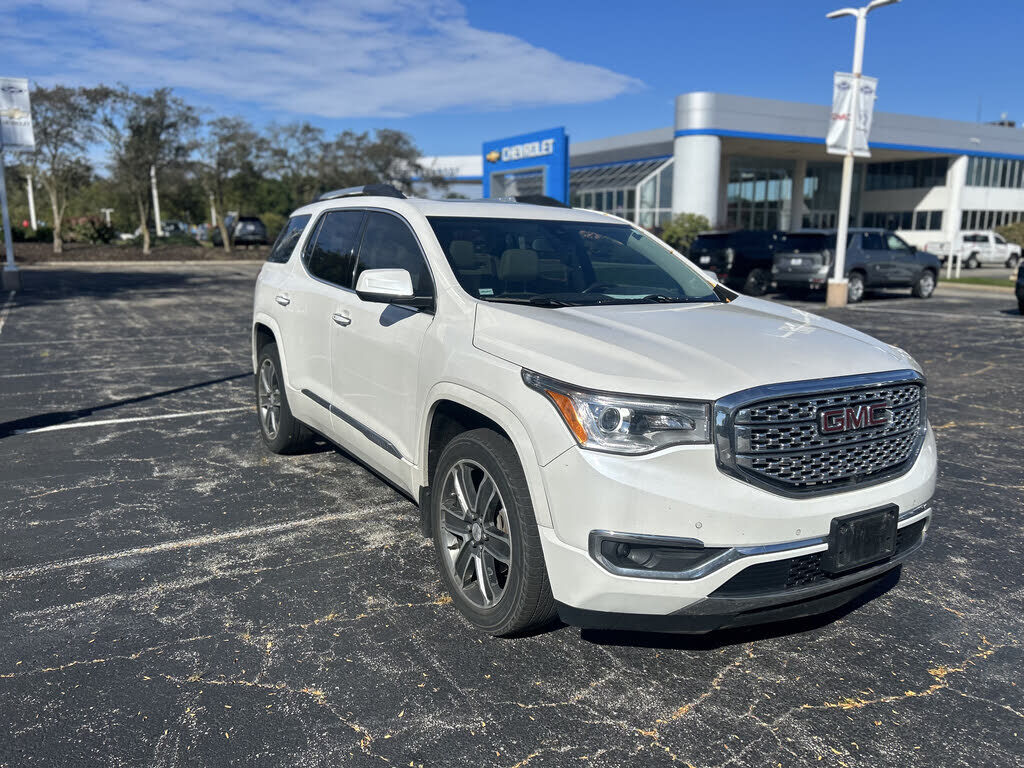 2017 GMC Acadia