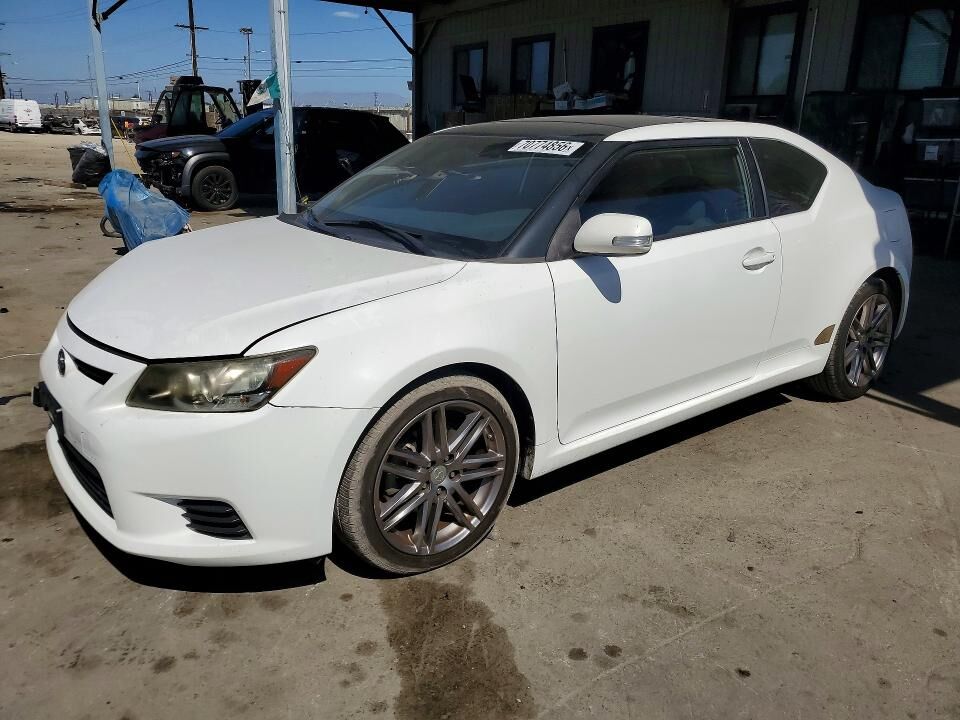 2011 TOYOTA SCION