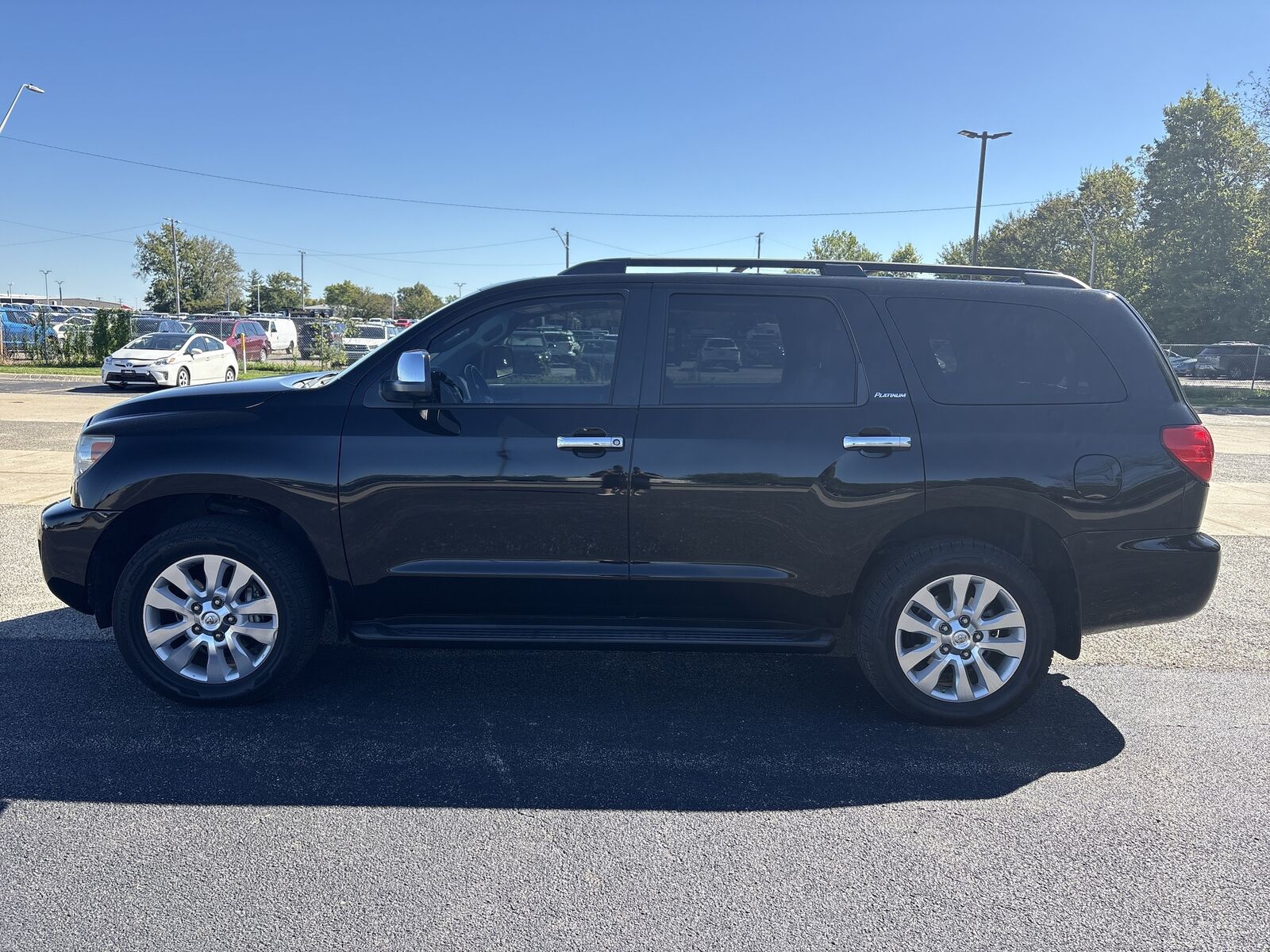 2017 TOYOTA Sequoia
