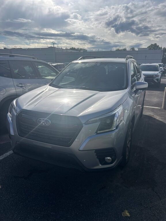2023 SUBARU Forester