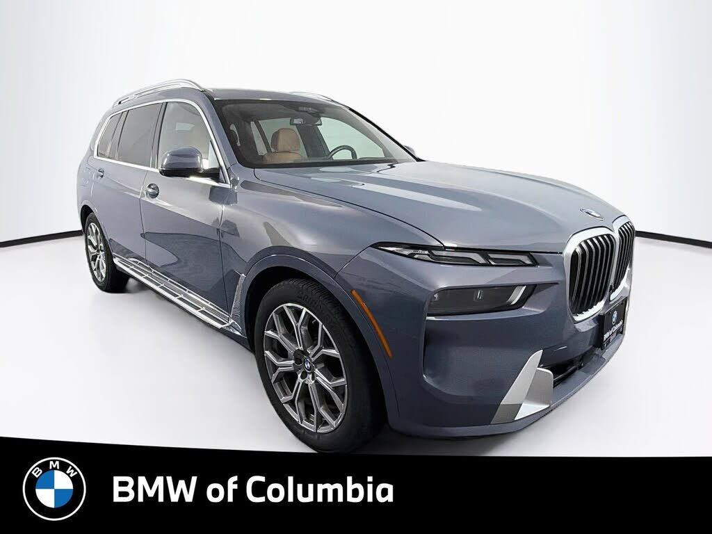 2023 BMW X7