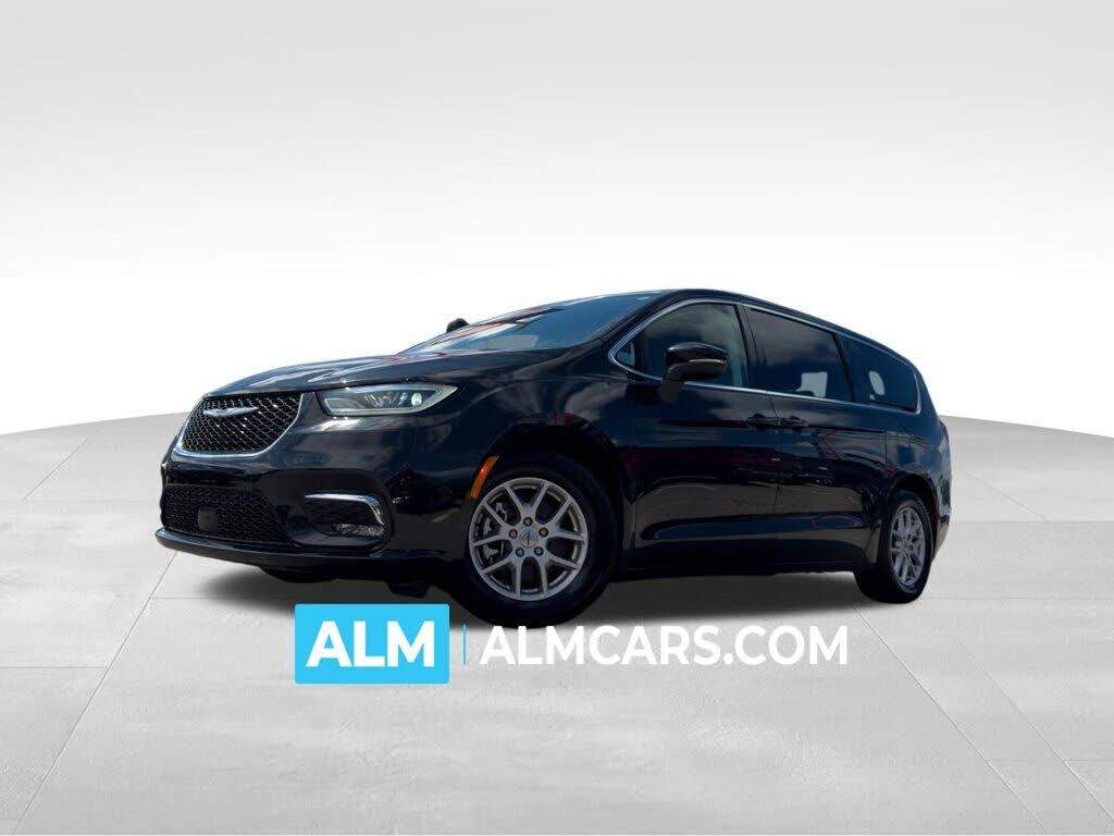 2023 CHRYSLER Pacifica