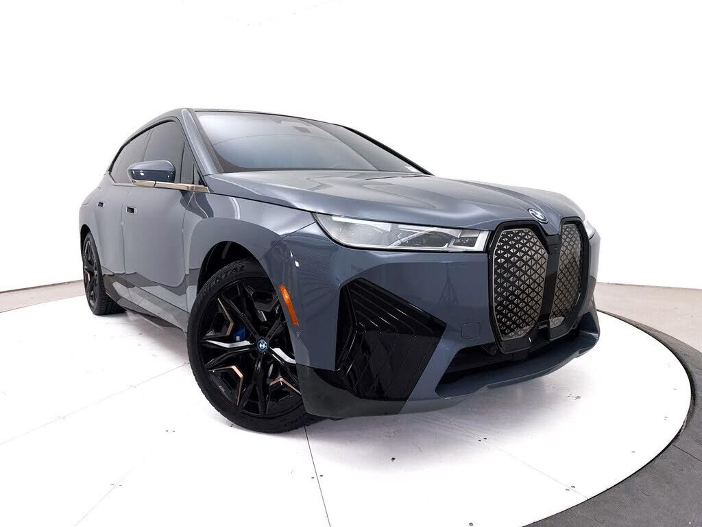 2023 BMW ix