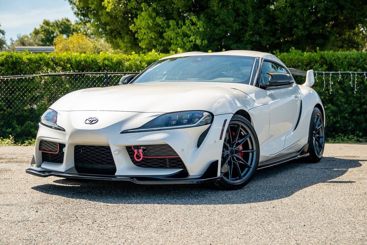 2023 TOYOTA Supra