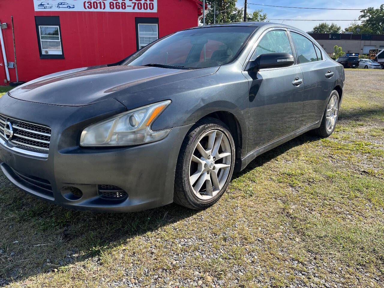 2011 NISSAN Maxima