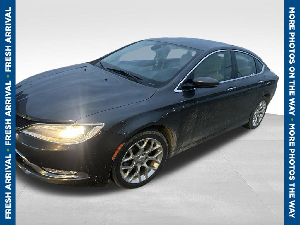 2015 CHRYSLER 200