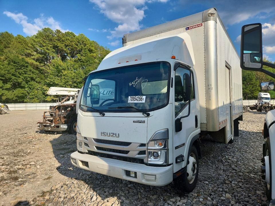 2023 ISUZU NPR-HD
