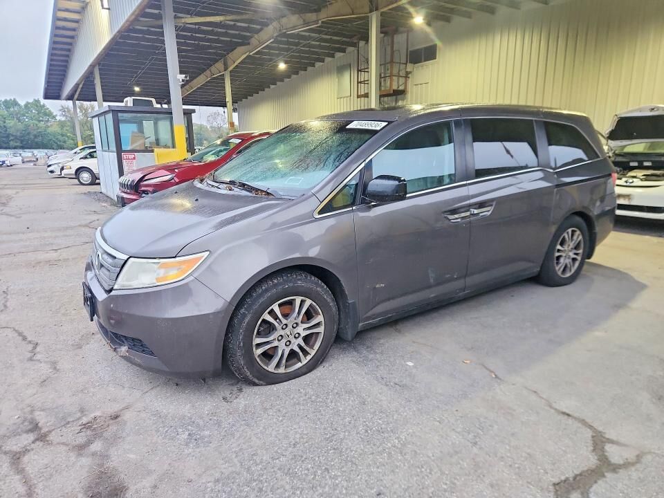2011 HONDA Odyssey