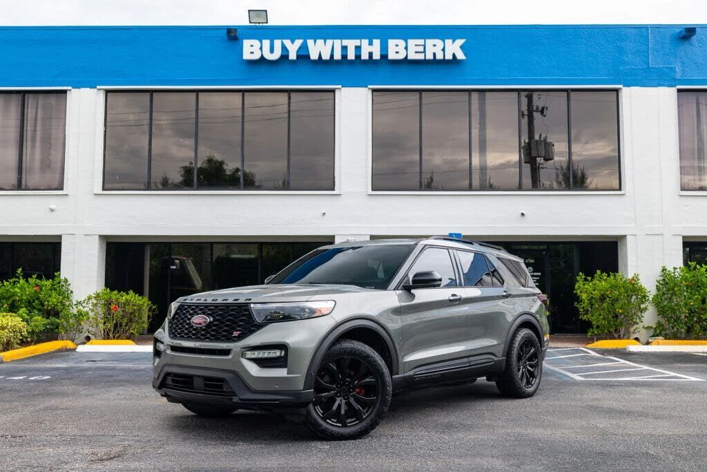 2020 FORD Explorer