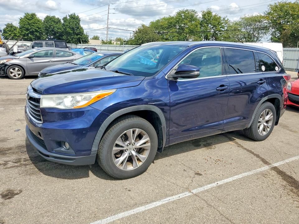 2014 TOYOTA Highlander