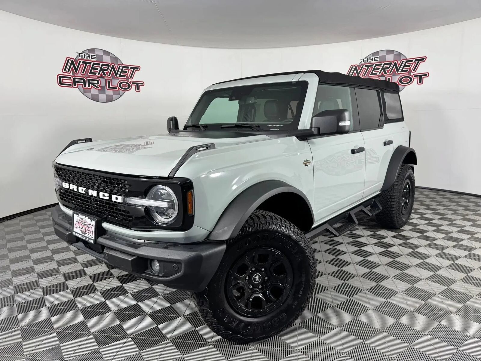 2022 FORD Bronco