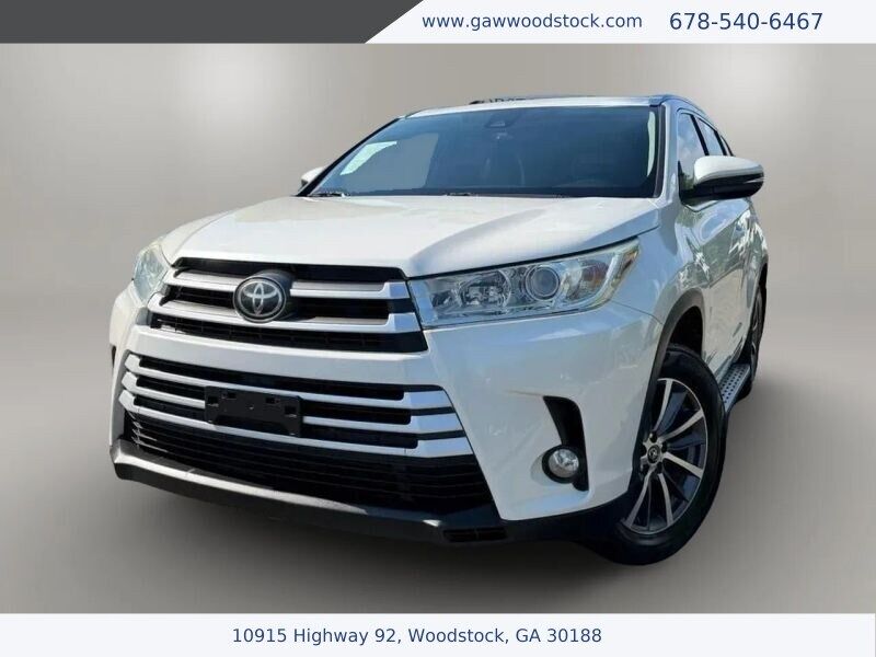 2017 TOYOTA Highlander