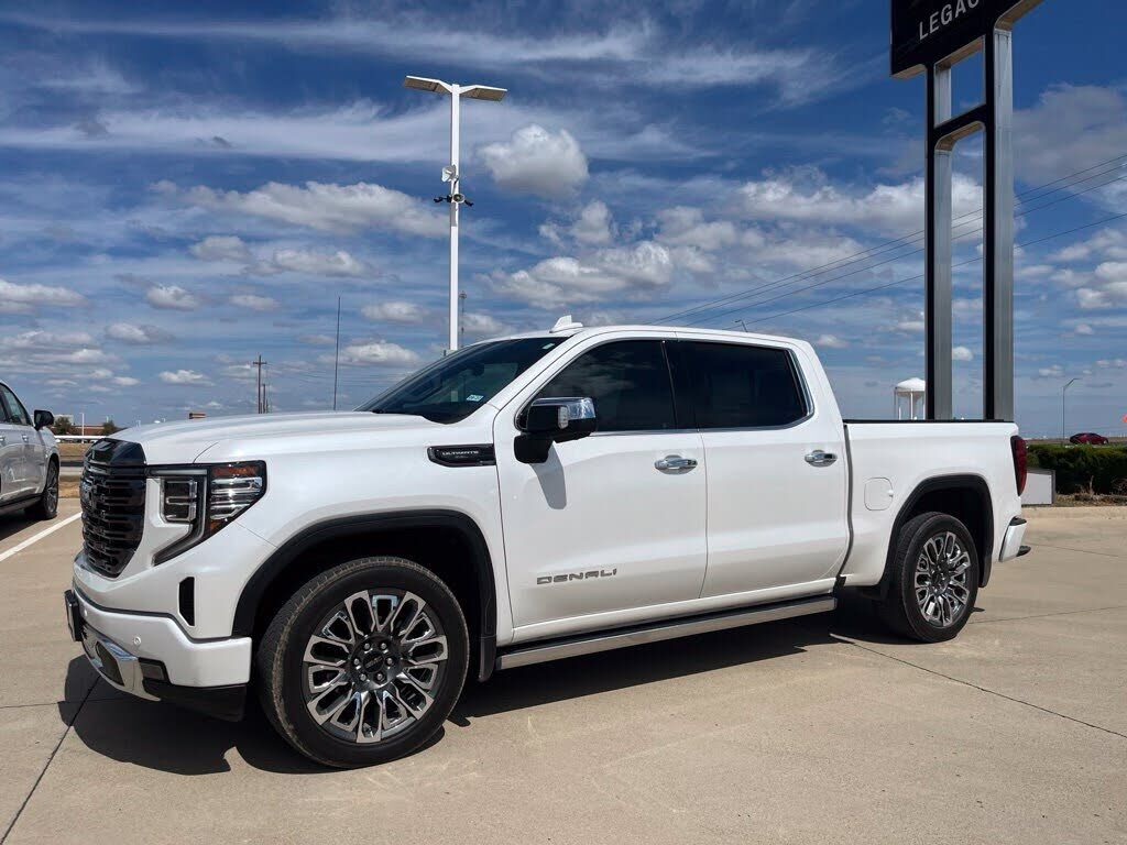 2023 GMC Sierra