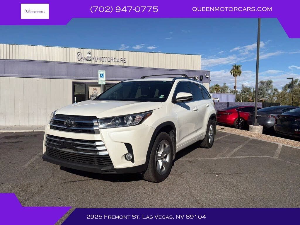 2017 TOYOTA Highlander