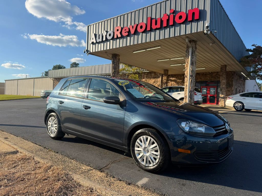 2013 VOLKSWAGEN Golf