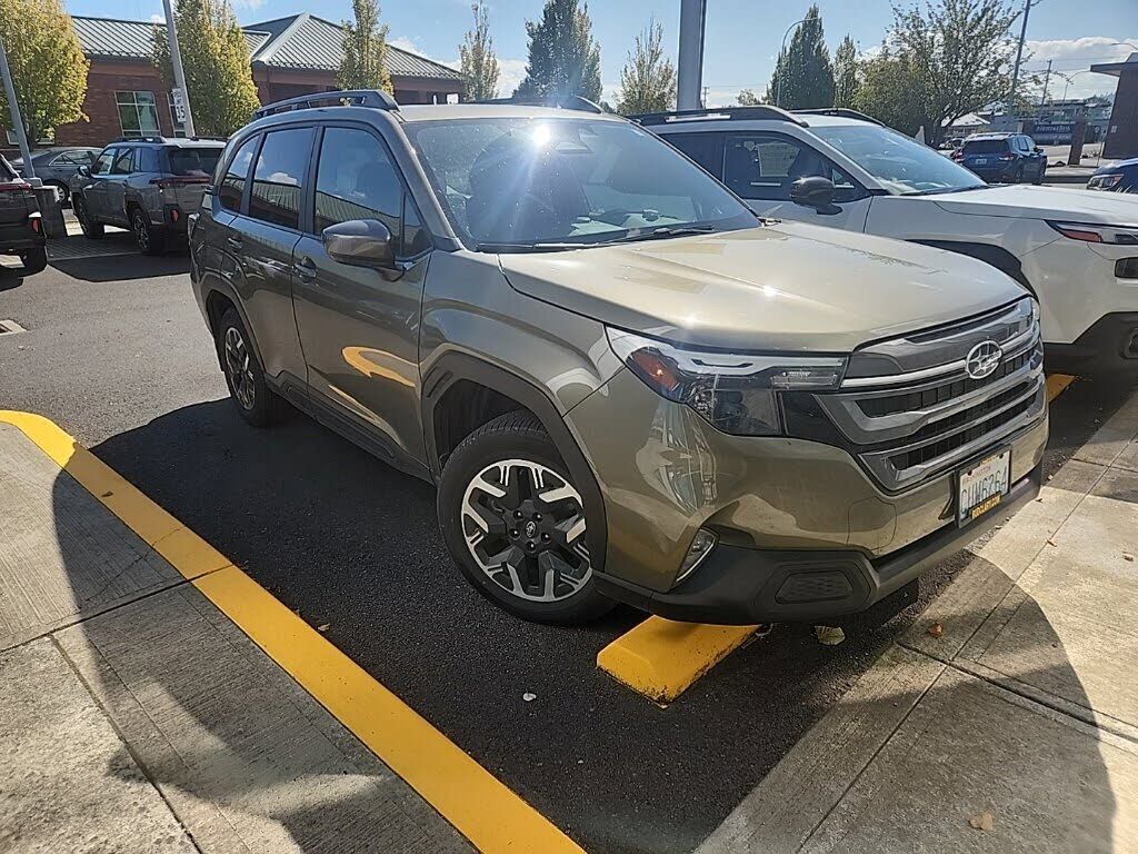 2025 SUBARU Forester