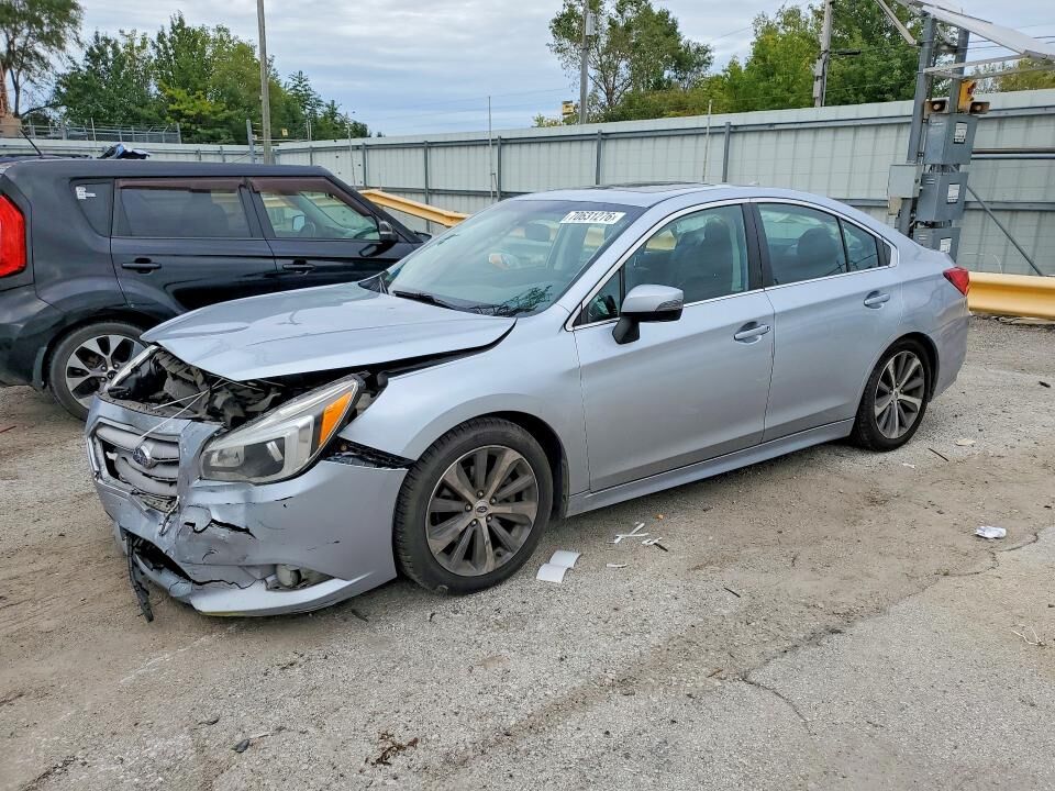 2016 SUBARU Legacy