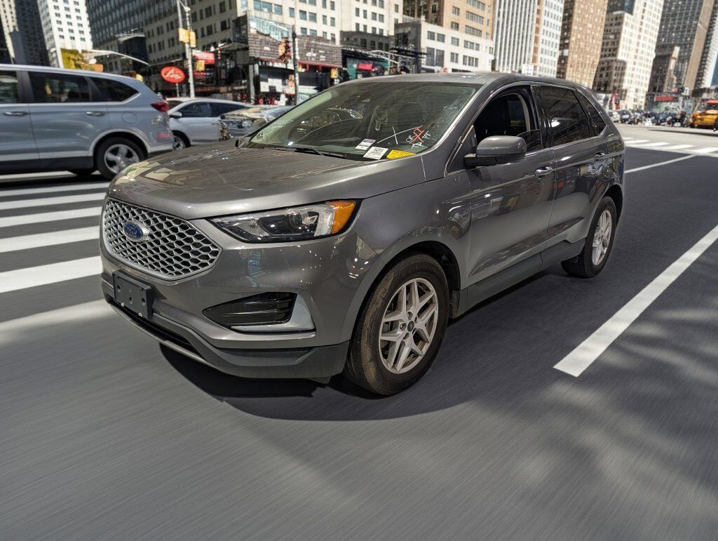 2023 FORD Edge