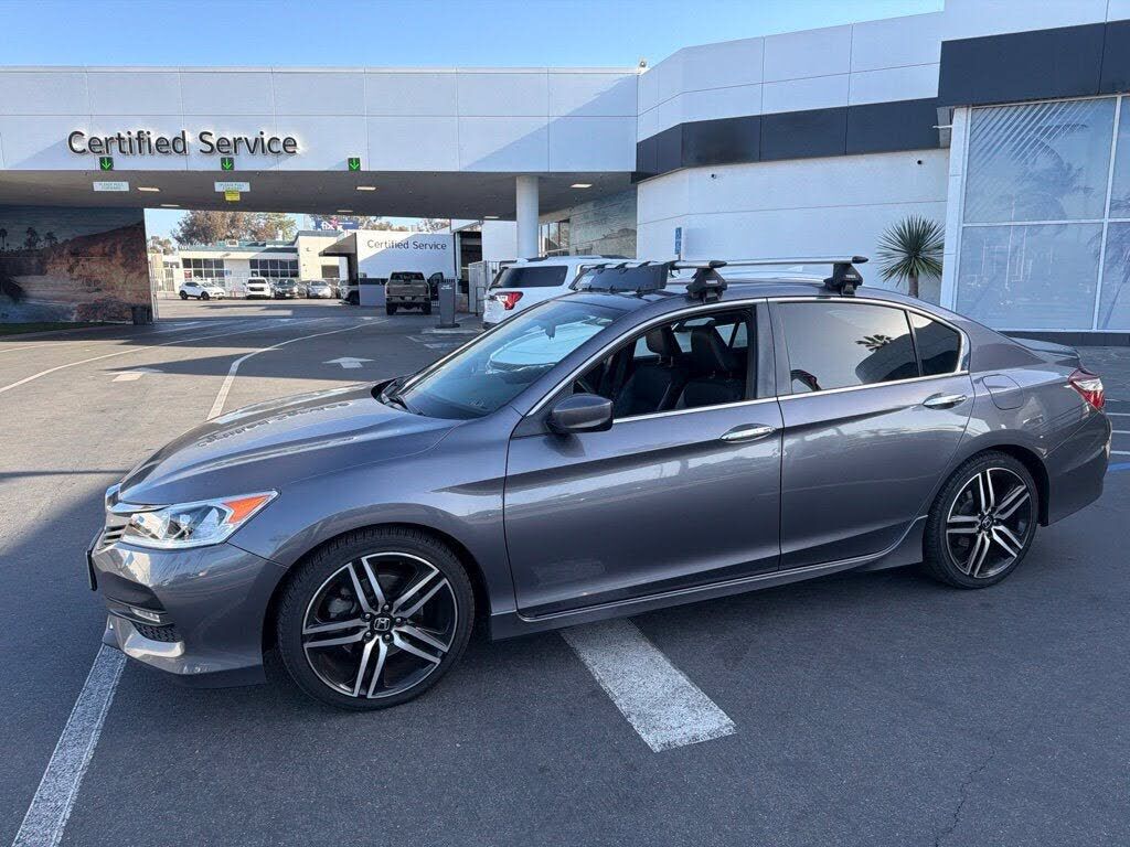 2016 HONDA Accord