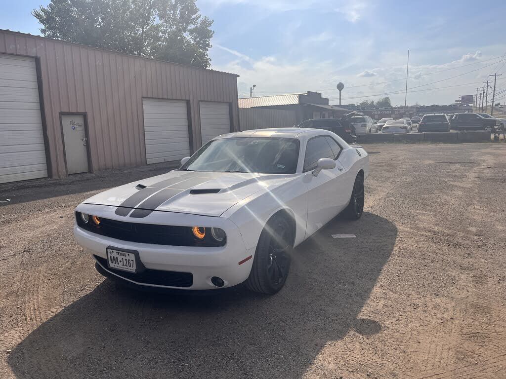 2016 DODGE Challenger