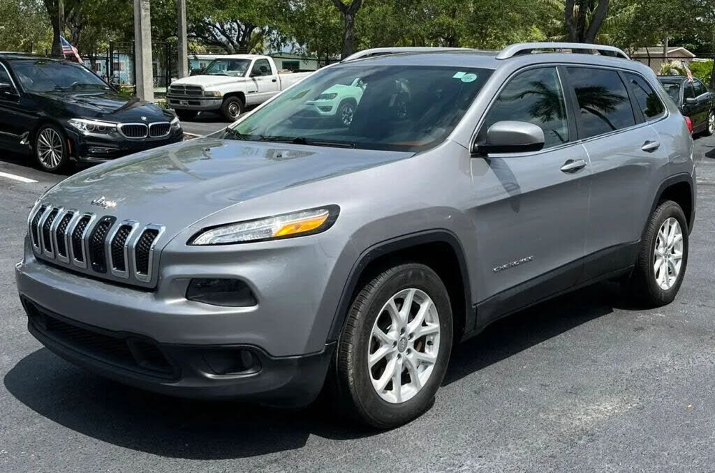 2016 JEEP Cherokee