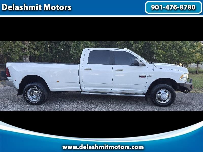 2011 DODGE Ram