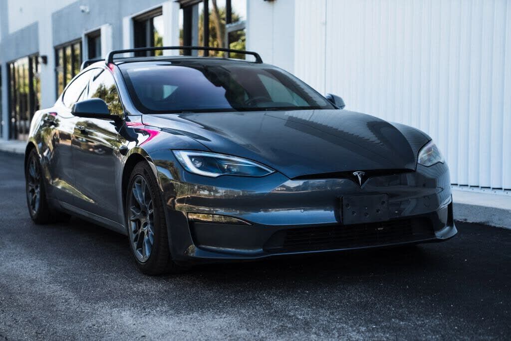 2022 TESLA Model S