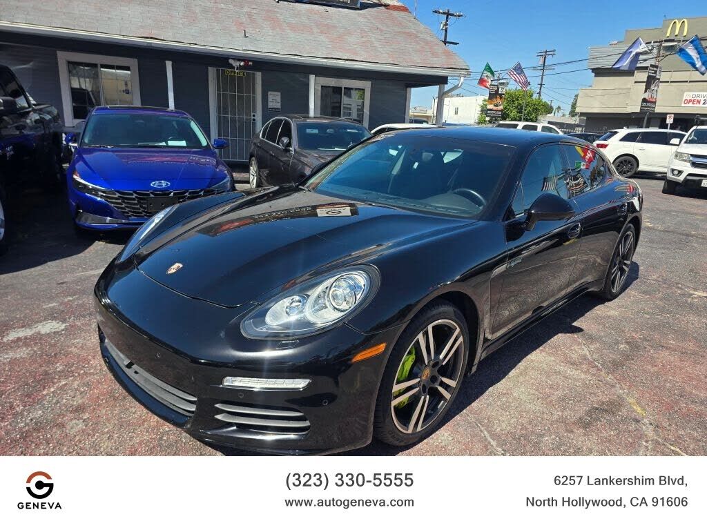 2014 PORSCHE Panamera