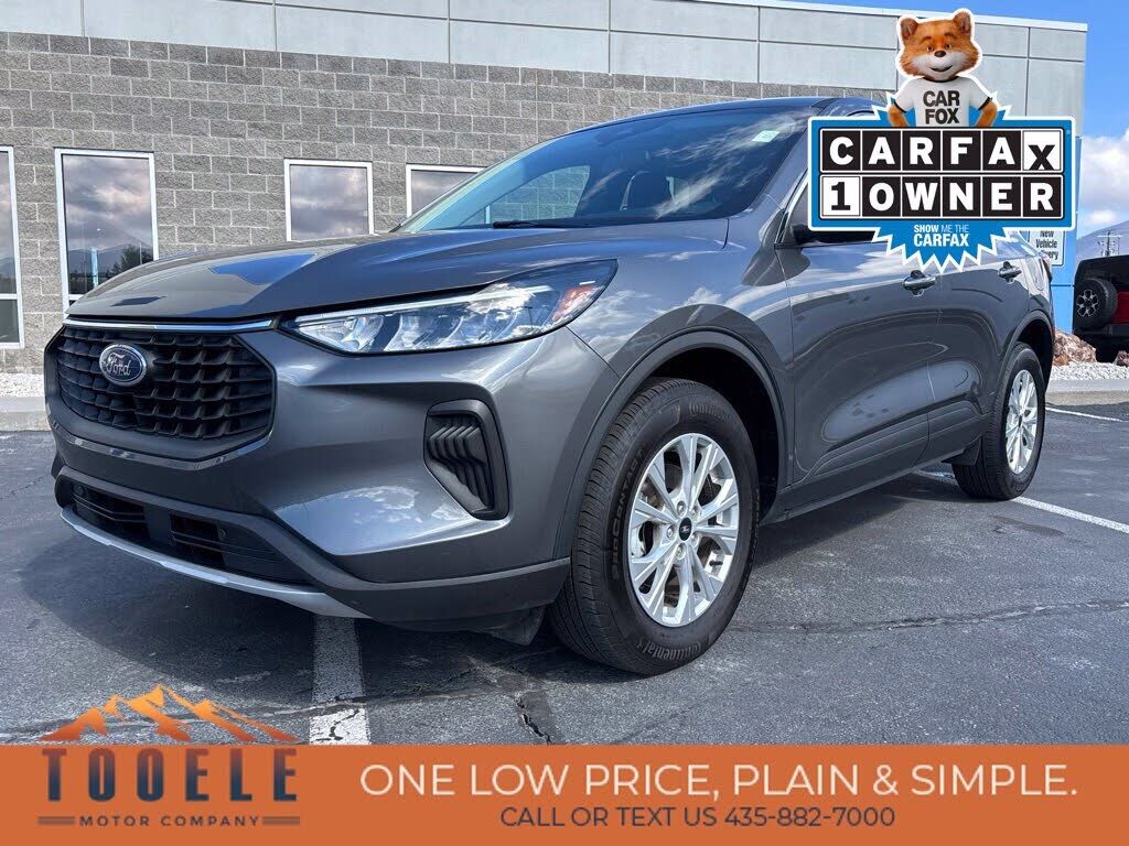 2023 FORD Escape