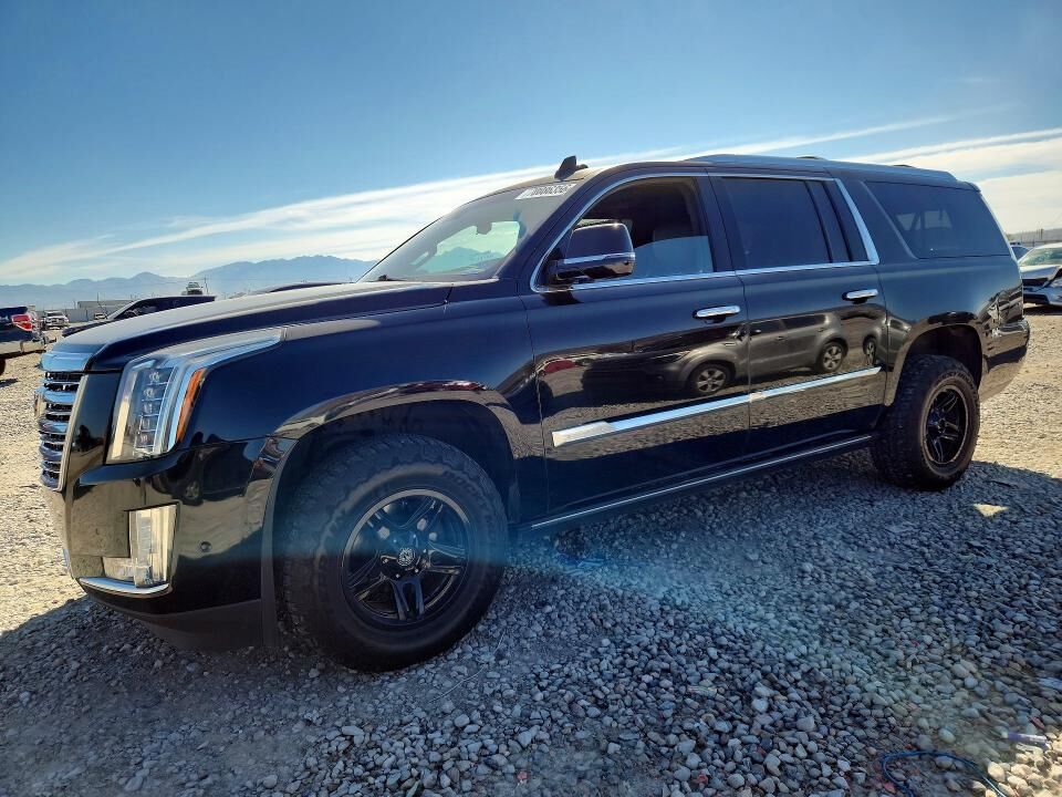 2017 CADILLAC Escalade ESV