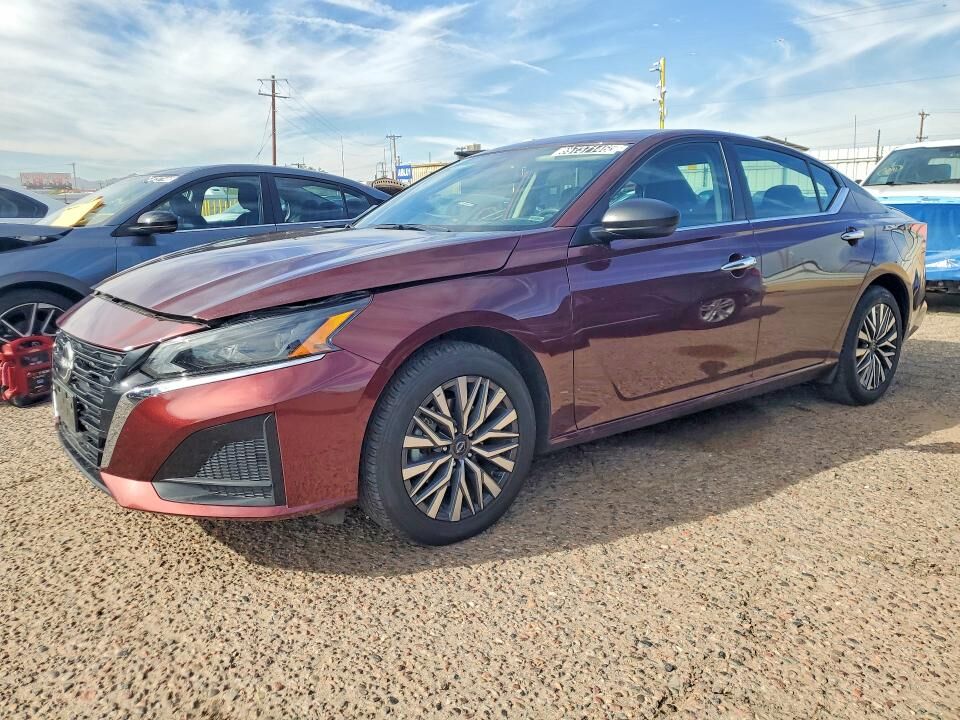 2025 NISSAN Altima