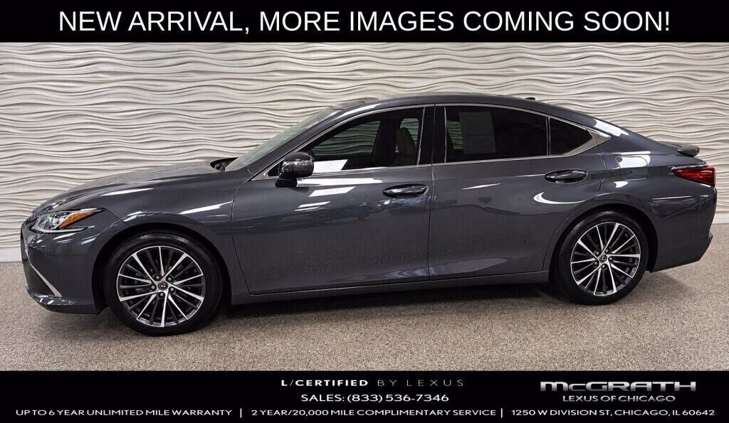 2023 LEXUS ES