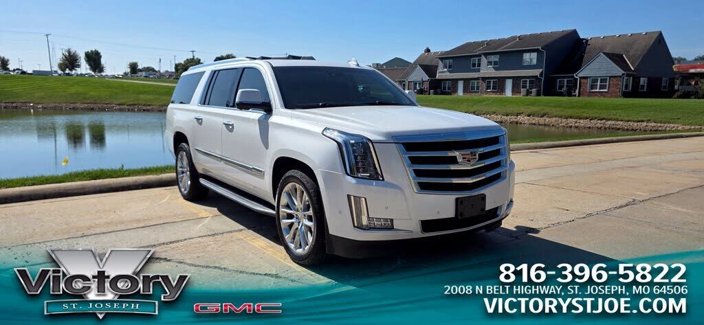 2018 CADILLAC Escalade ESV