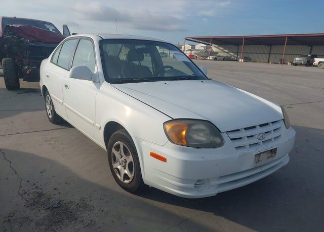 2005 HYUNDAI Accent