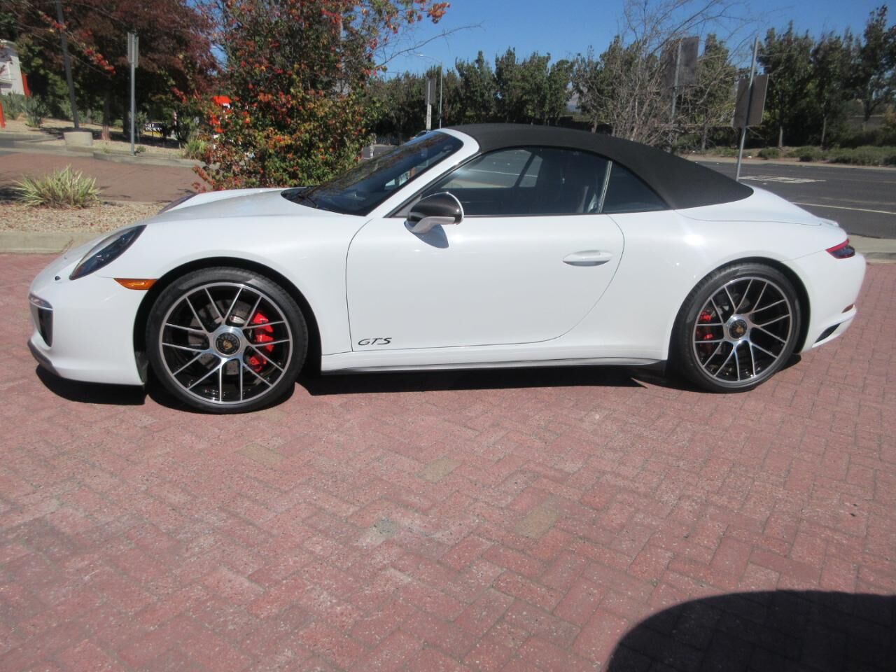 2018 PORSCHE 911