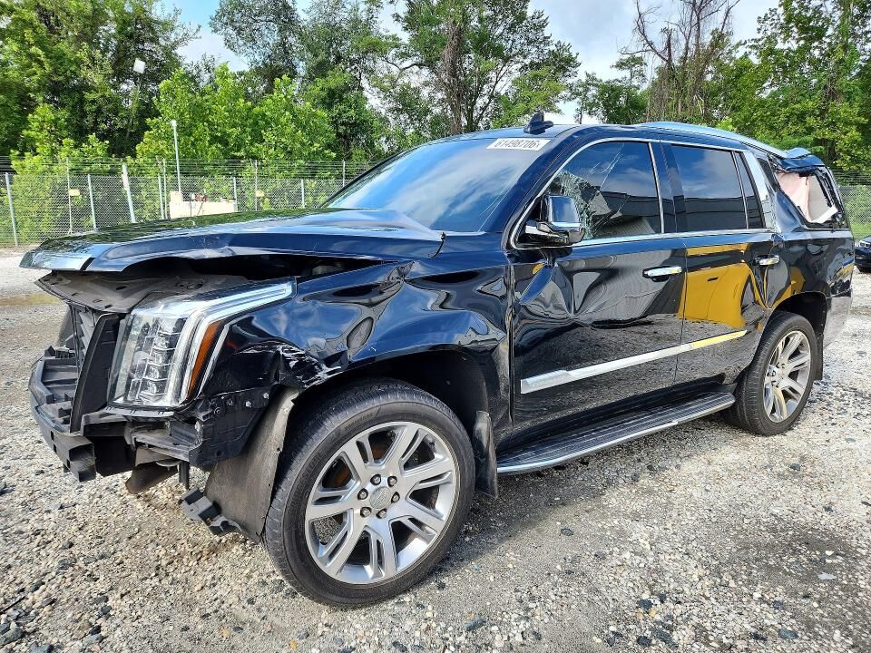 2017 CADILLAC Escalade
