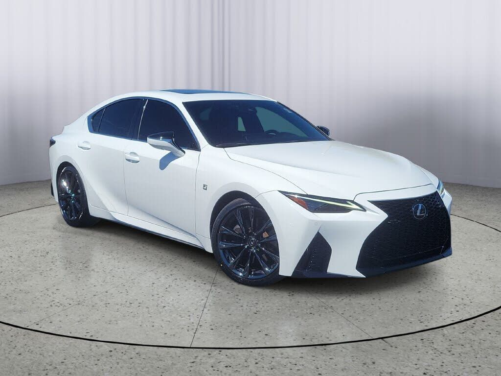 2023 LEXUS IS