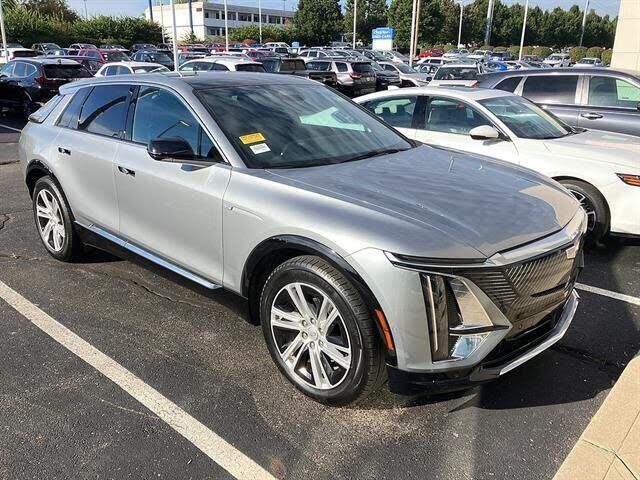 2024 CADILLAC Lyriq