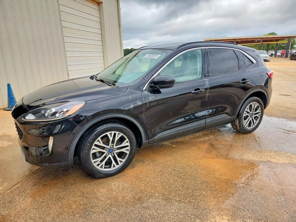 2021 FORD Escape