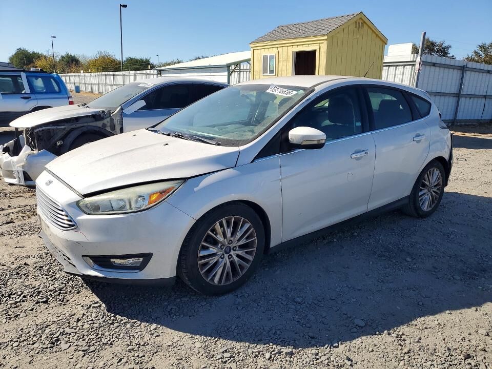 2015 FORD Focus
