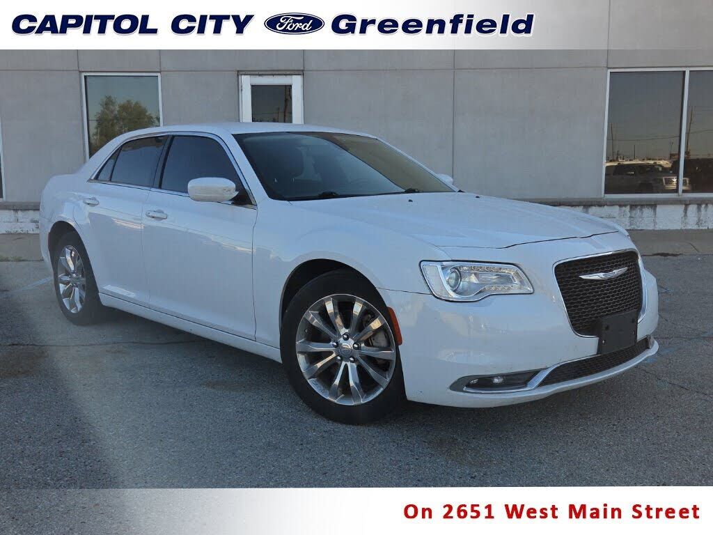 2022 CHRYSLER 300